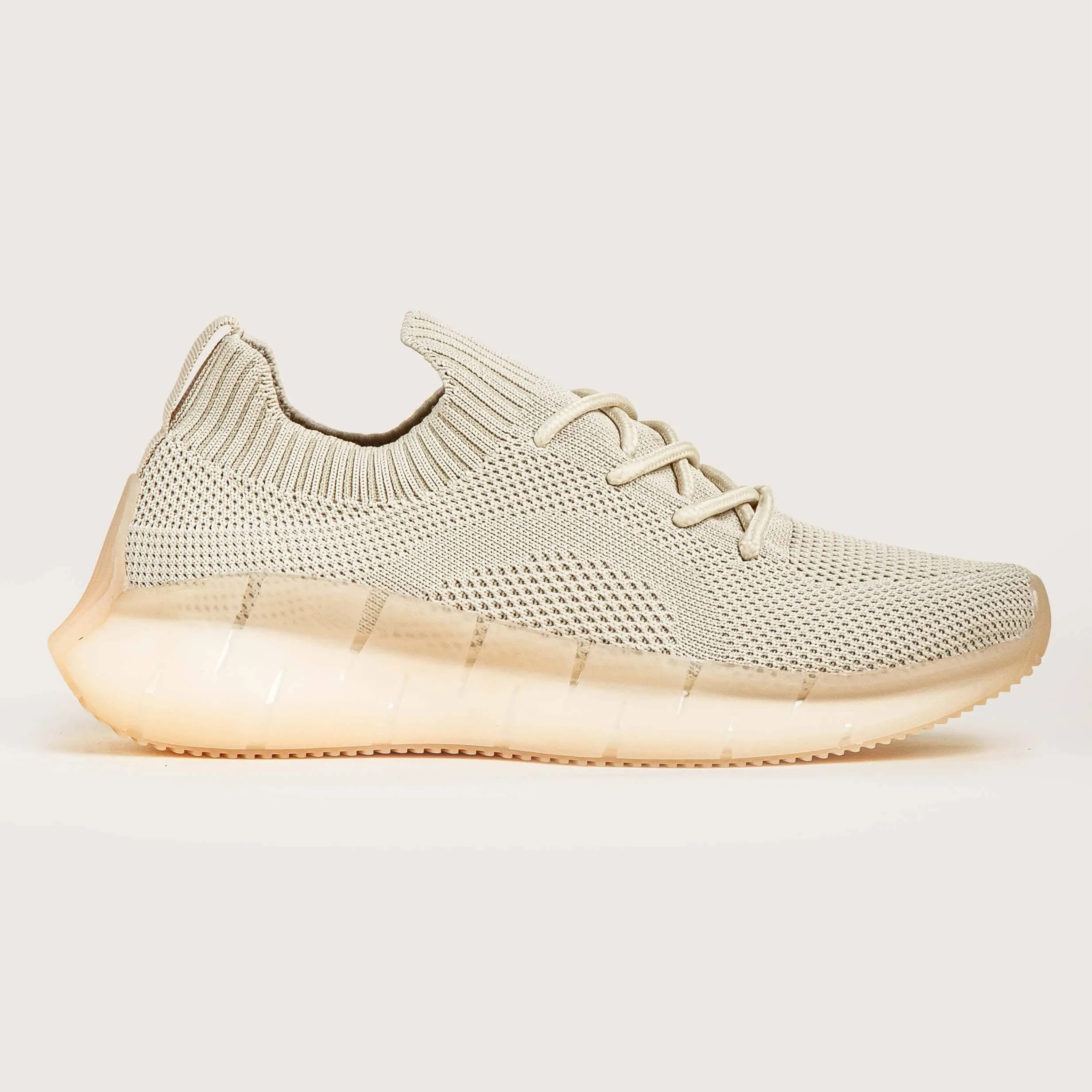 Burst Flyknit Sneaker - Beige