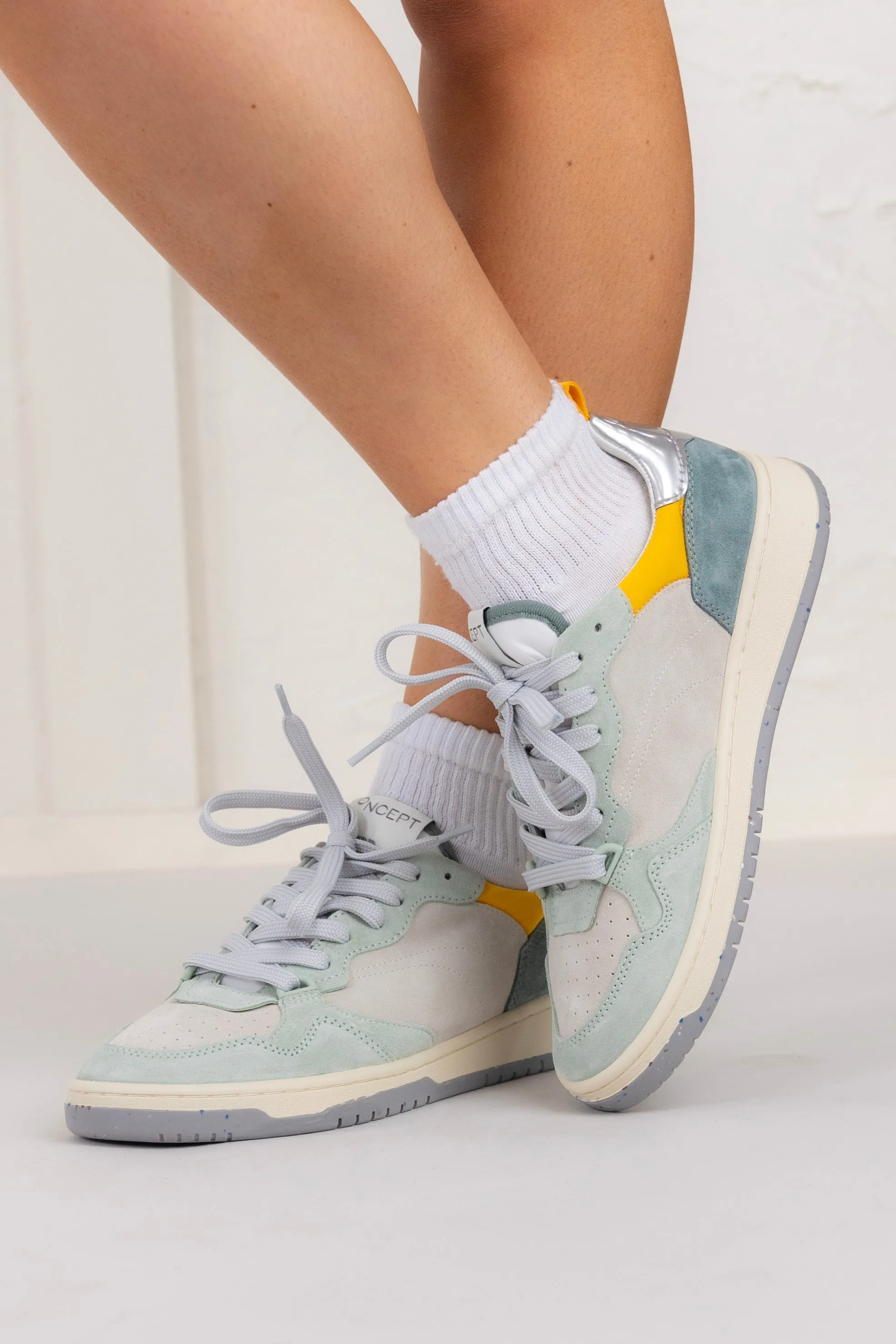 DOORBUSTER - Phoenix Sneaker - Seafoam | Oncept