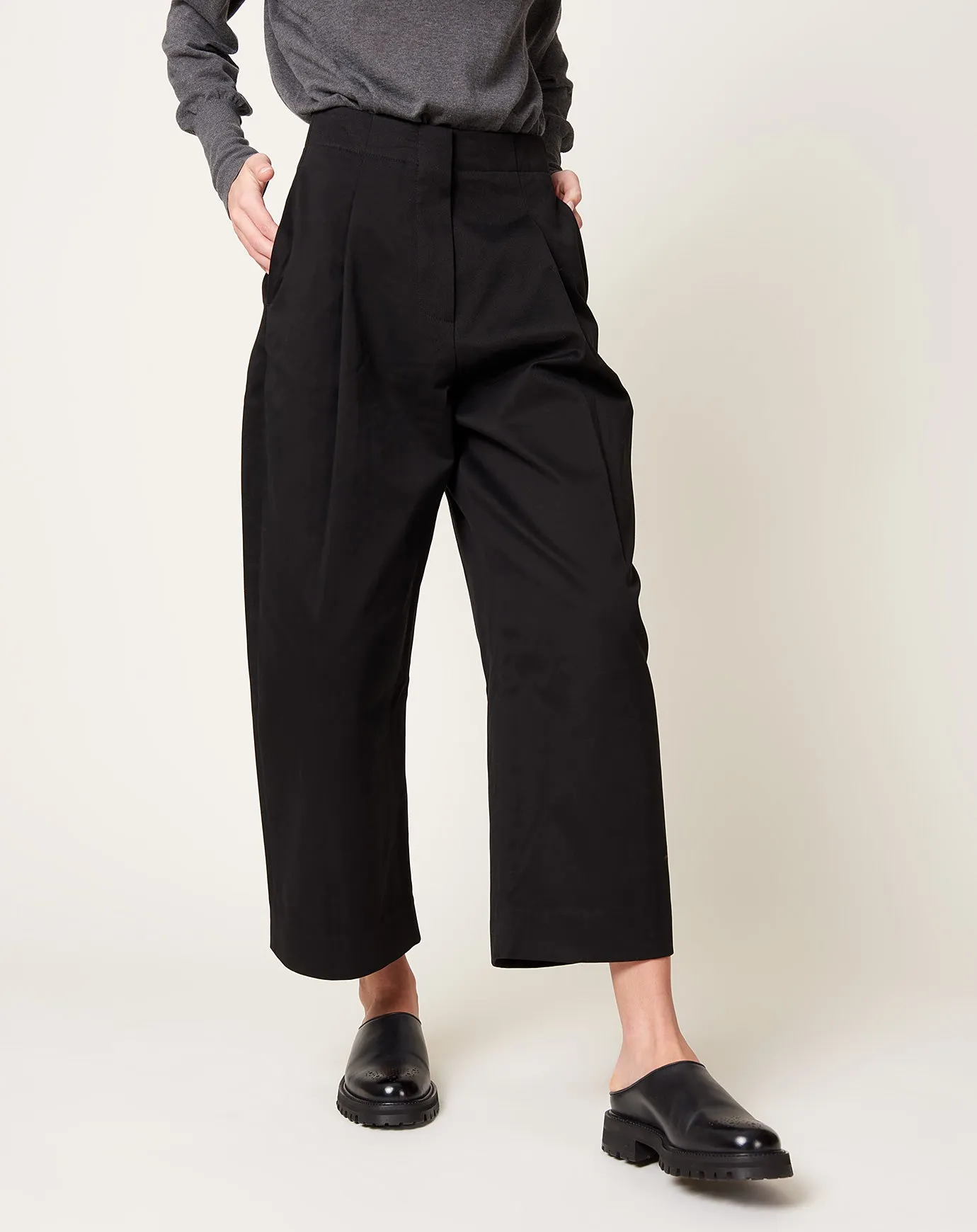 Dordoni Pant in Black