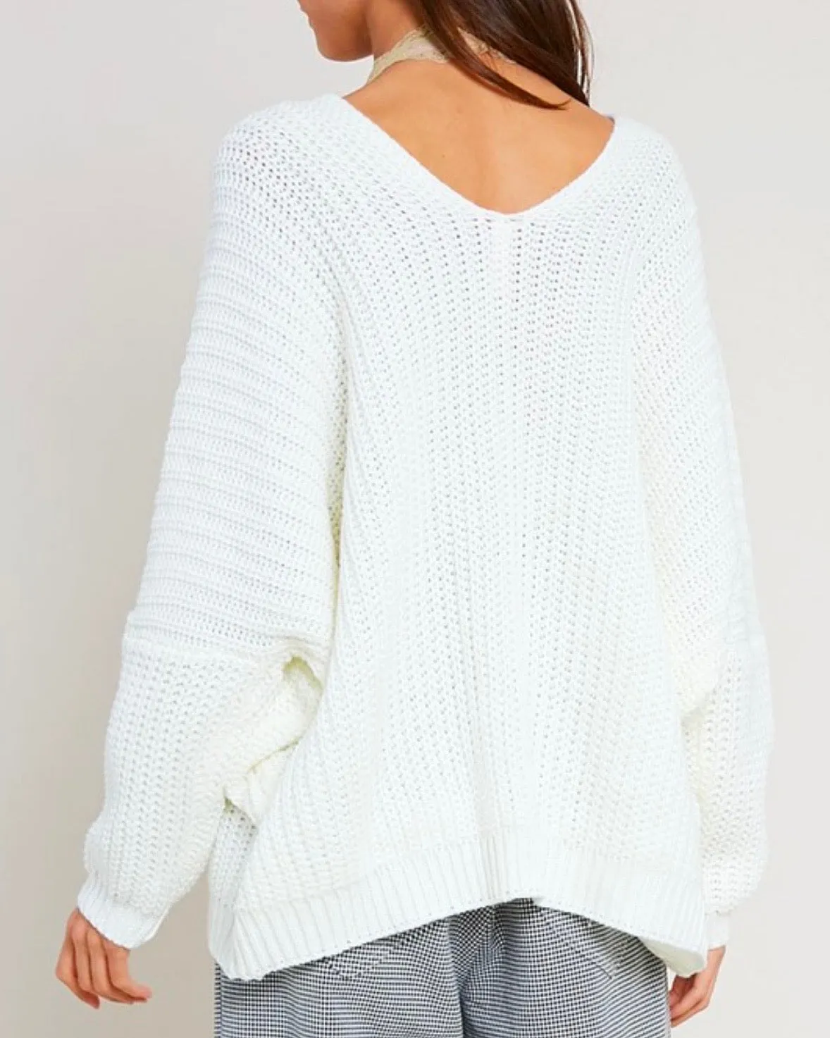 Eight Letters V-Neck Oversized Knit Sweater in Cream