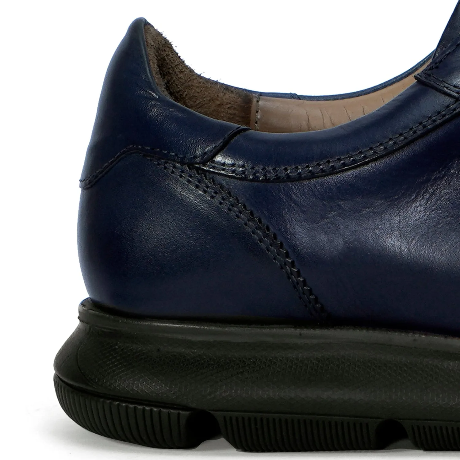 Fine Line Stitched Toe Sneaker in Blue Leather