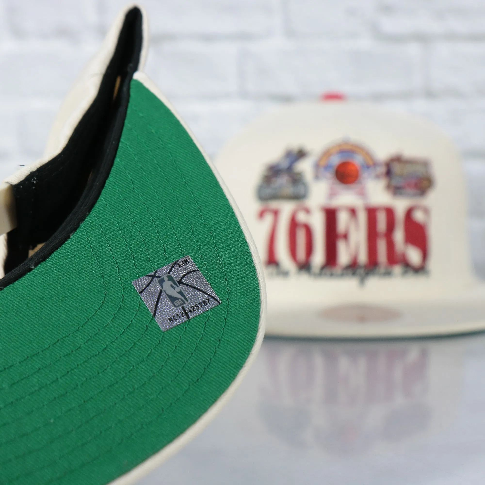 Philadelphia 76ers Hardwood Classics Reframe Retro Green bottom | Off-White Snapback Hat