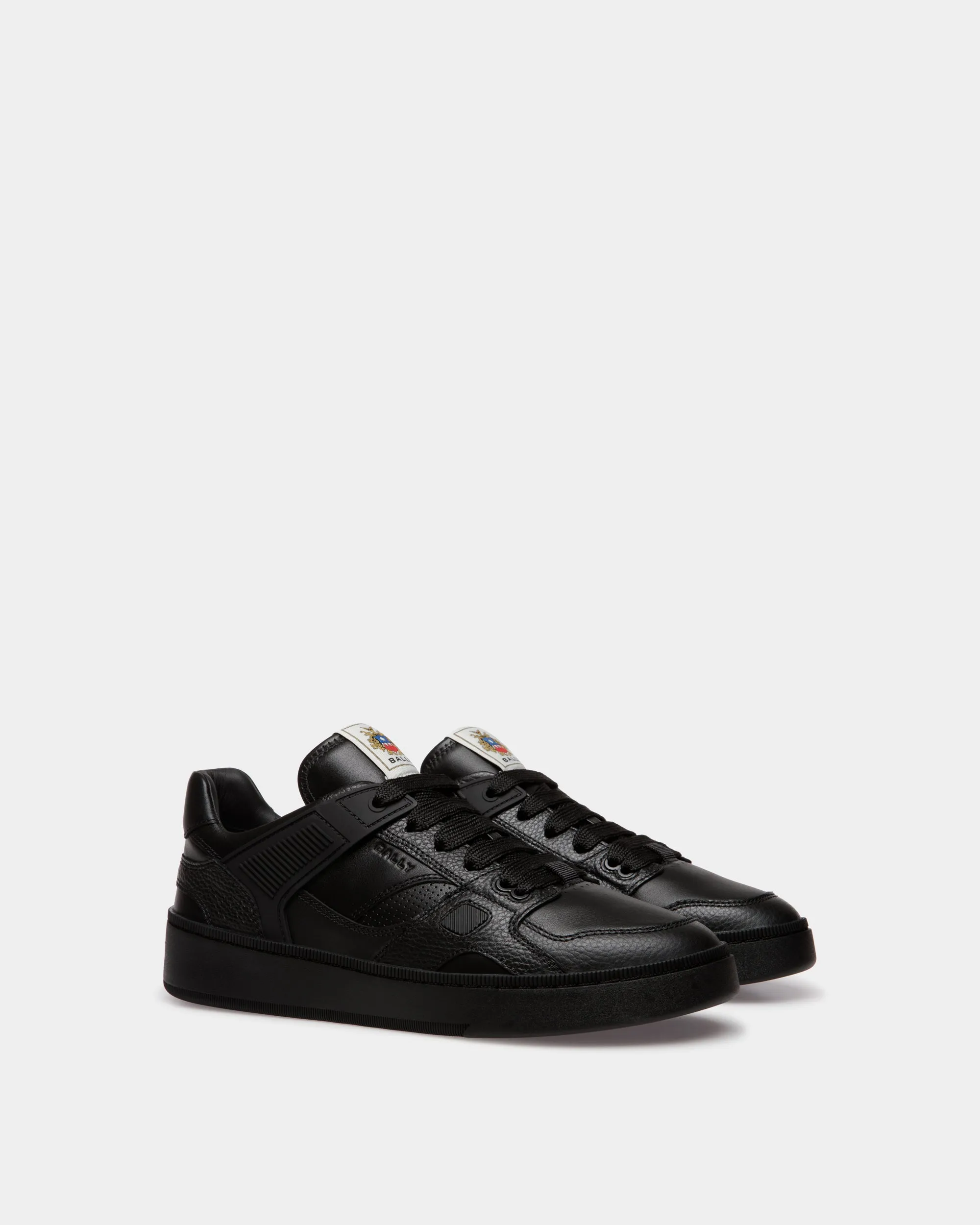 Raise Sneaker in Black Leather