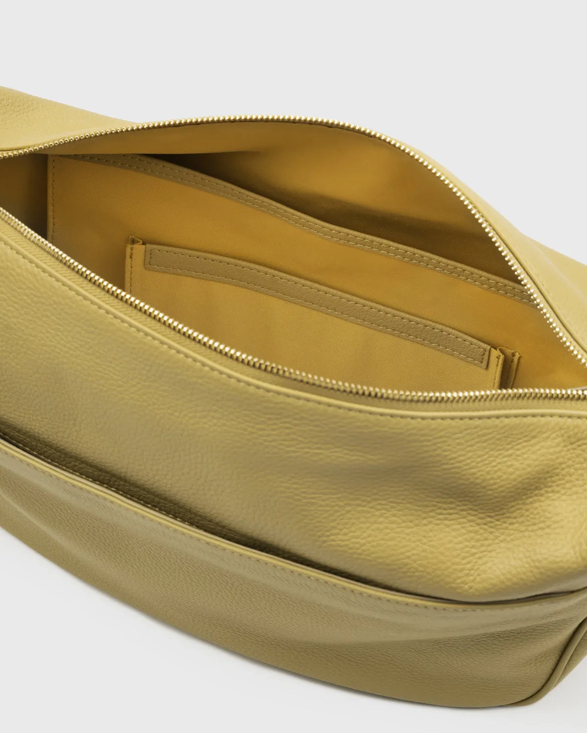 Rey Shoulder Bag Maxi (Butter) | Pre-order