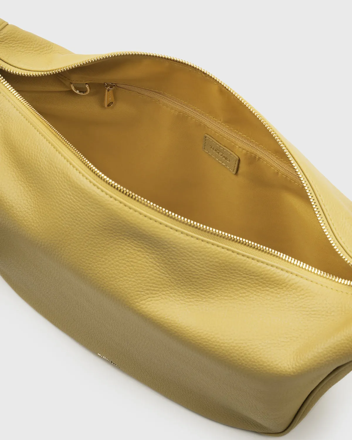 Rey Shoulder Bag Maxi (Butter) | Pre-order