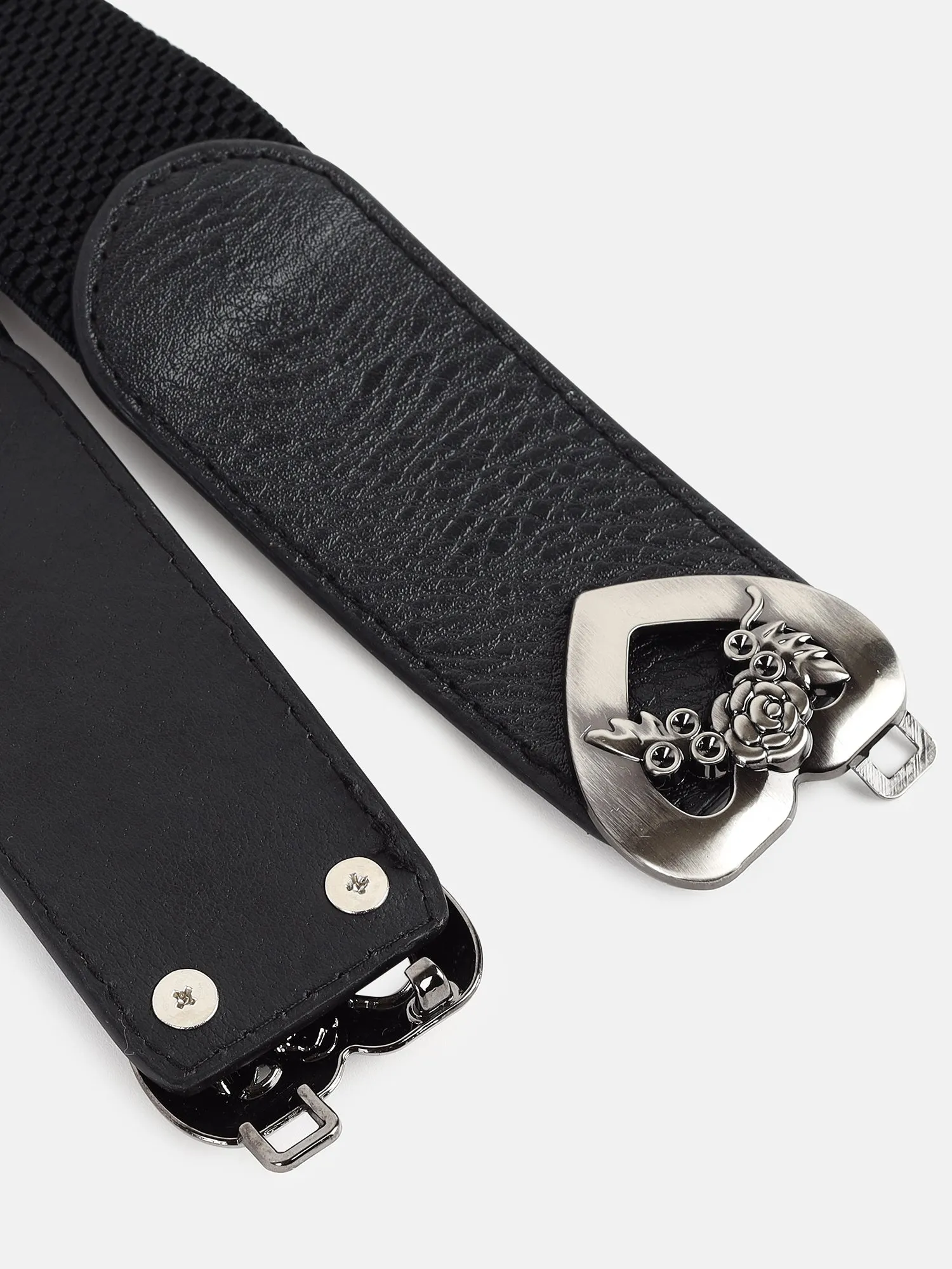 Twisted Heart Buckle Belt